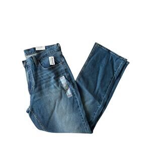 NWT Old Navy Men’s Bootcut Jeans - Size 36x32 - Classic Fit - Mid-Wash Denim